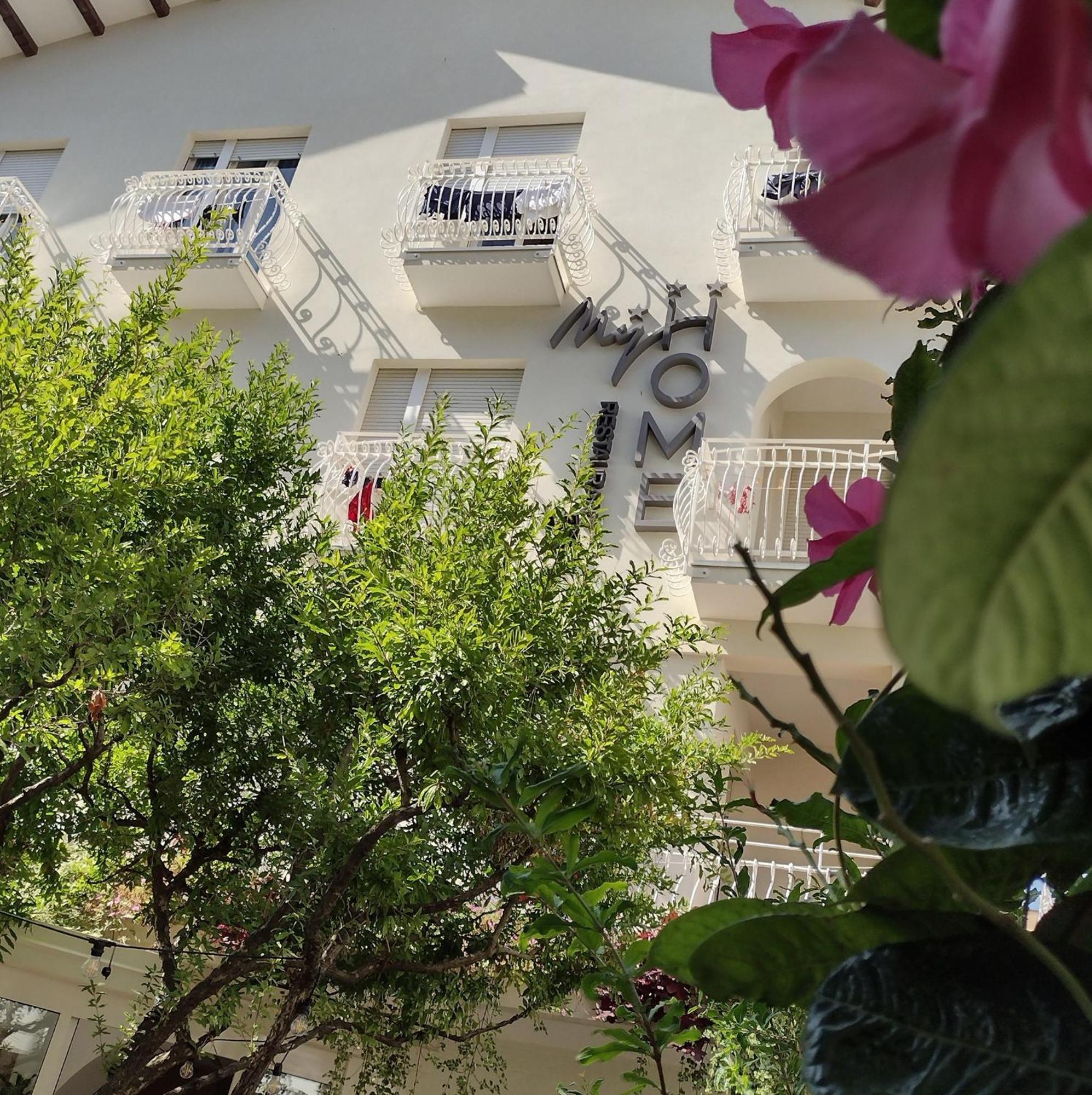 My Home Hotel Белларія-Іджеа-Марина Екстер'єр фото